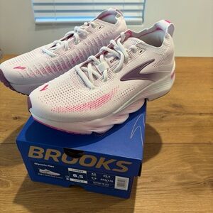 Women’s Brooks Glycerin Flex
